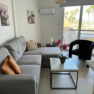 Alex 203 , Larnaca Cypr
